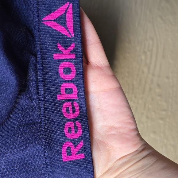 Reebok Women's Seamless Sports Bra Medium Impact Performance  Blue Pink M - Picture 6 of 7